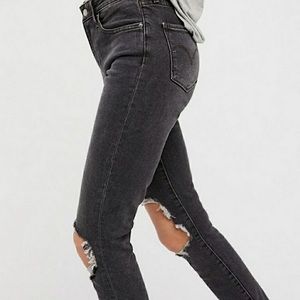 Levi’s 721 High Rise Cropped Skinny Jeans